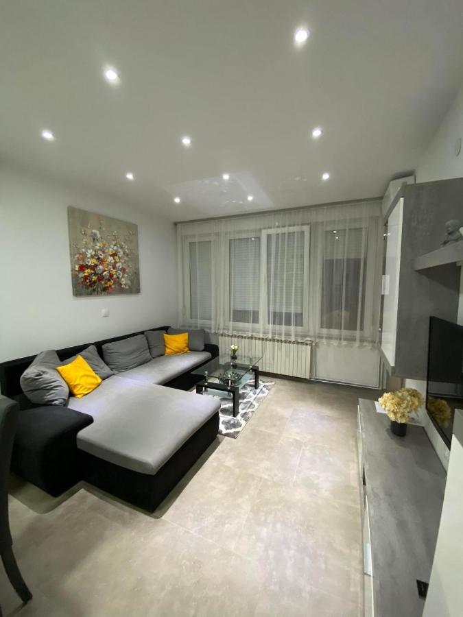 Apartman Nada Slavonski Brod Exterior photo